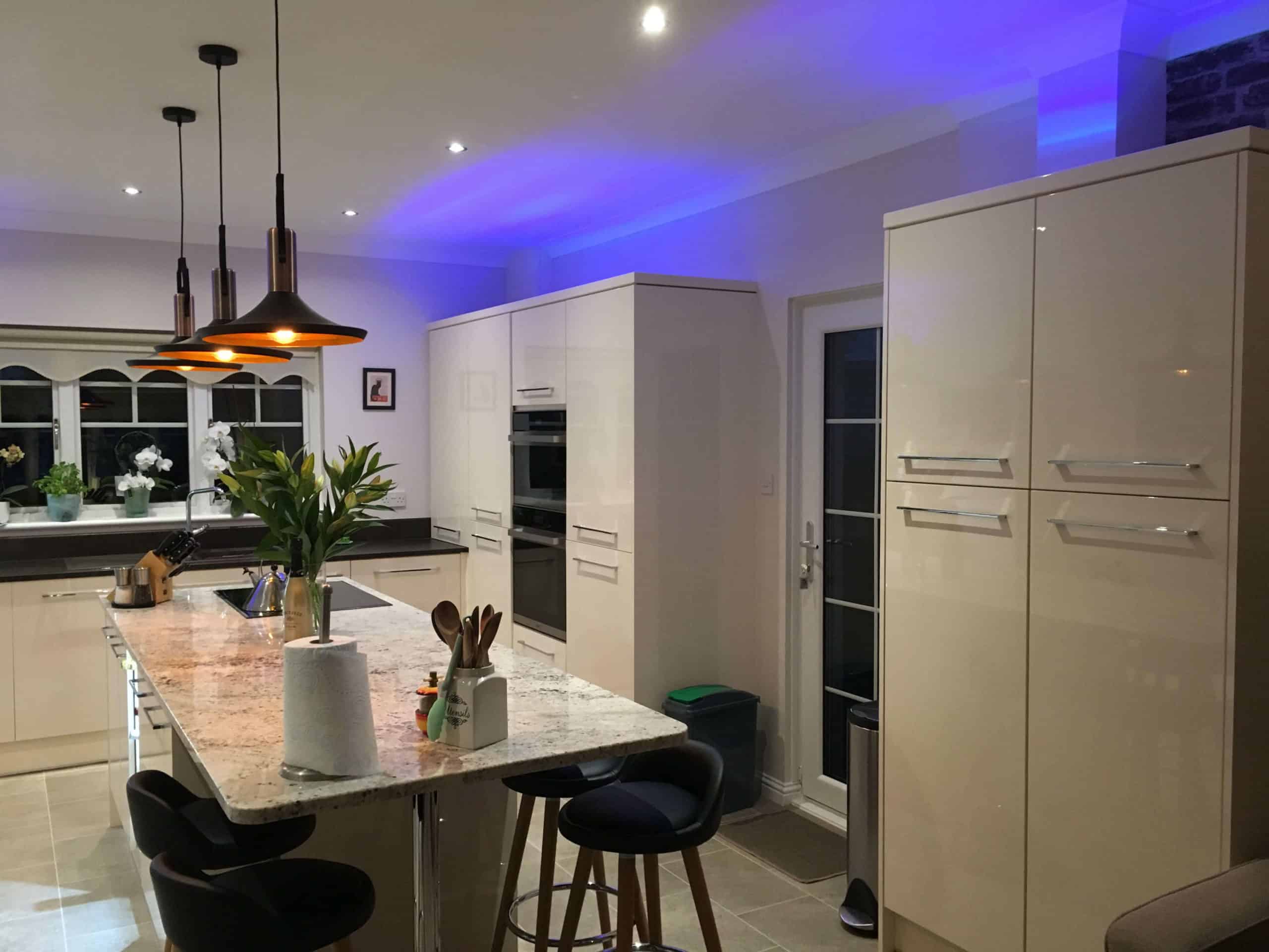Kashmir Kitchen with Granite Worktop — photo 6