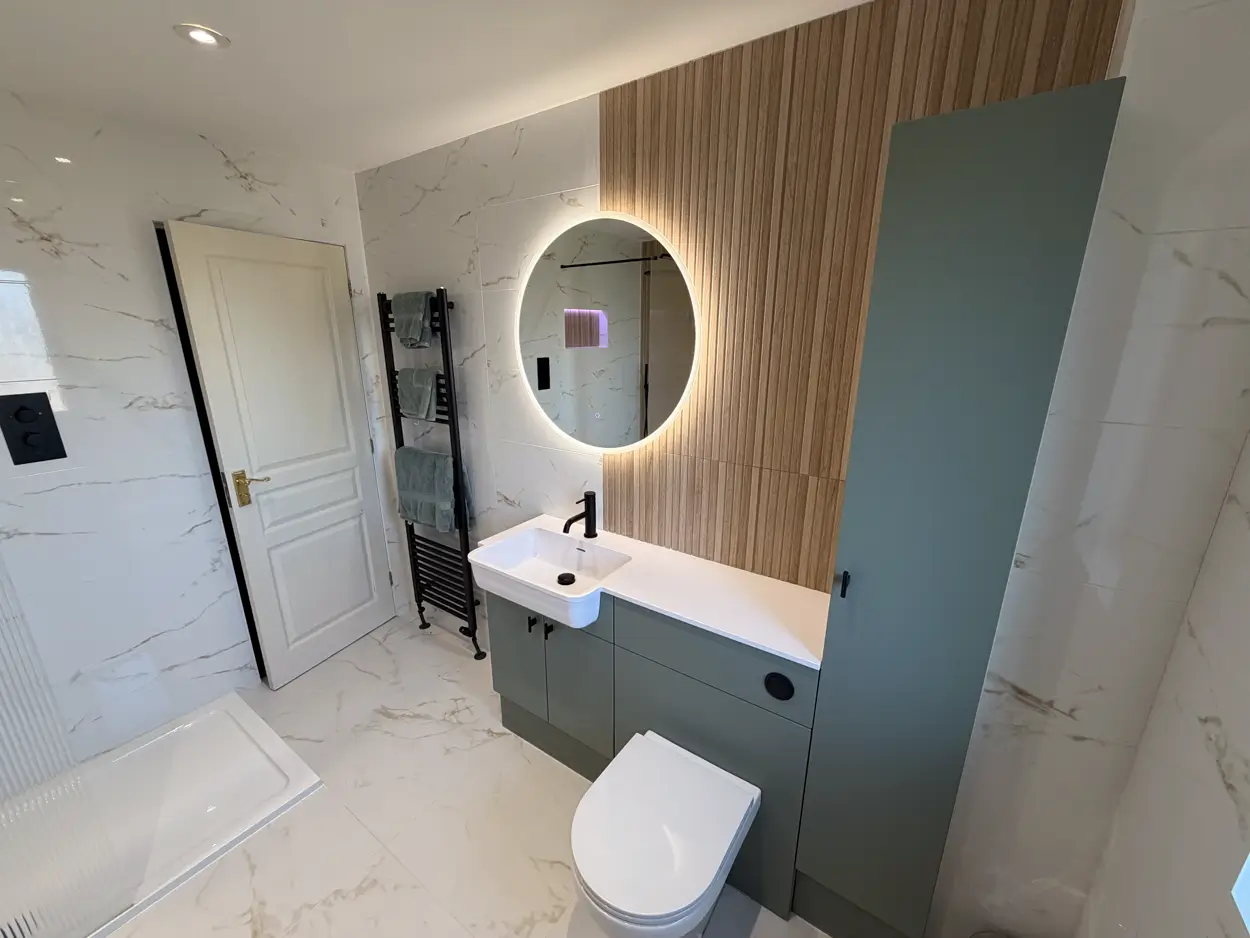 Wright Bathroom — photo 2