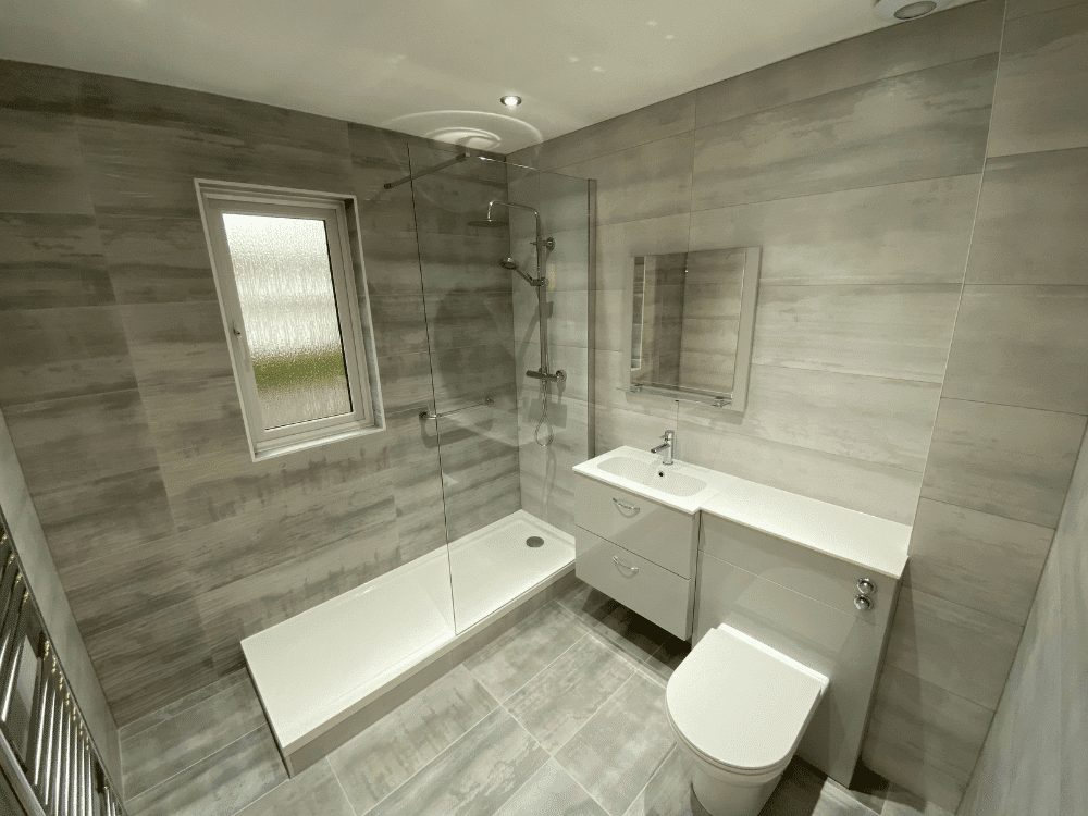 Mrs White Bathroom — photo 1